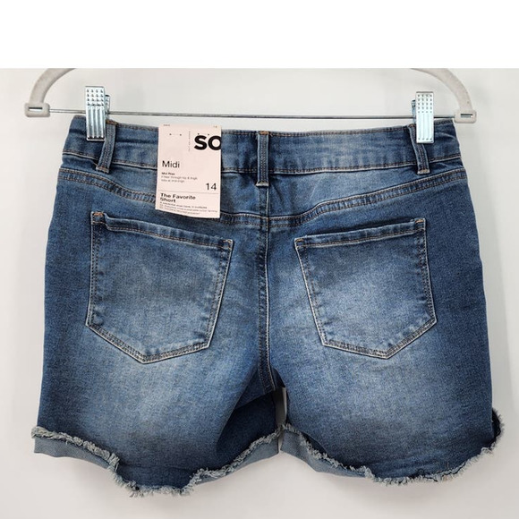 New NWT So Girls Mid Rise Favorite Lace Detail Shorts Size 14 - Picture 2 of 5